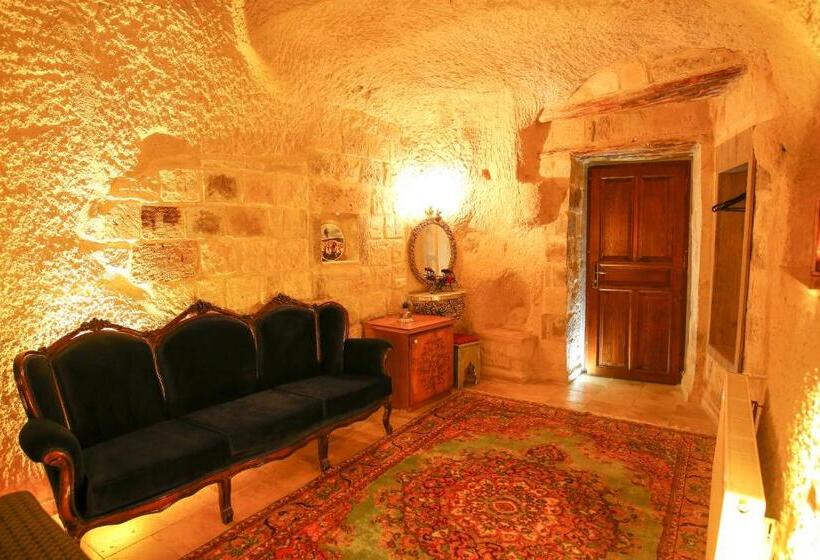 スタンダードルーム, Bedrock Cave