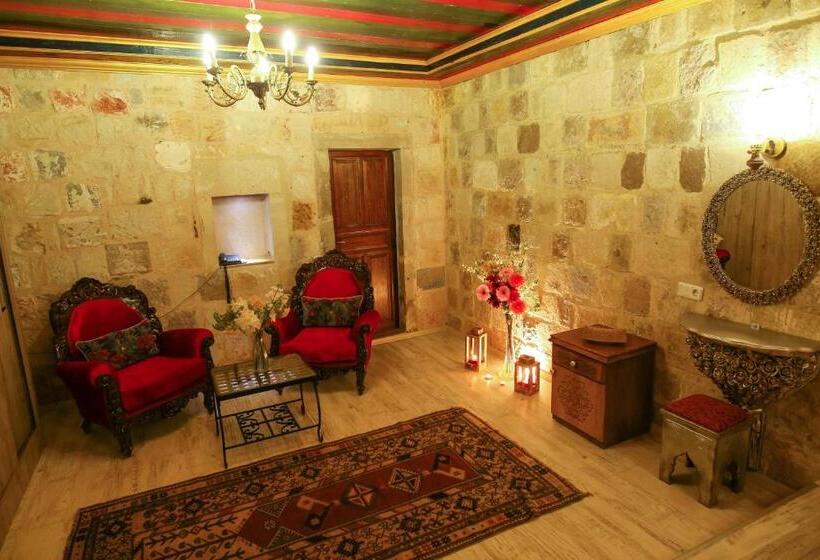 جناح سرير كينج, Bedrock Cave