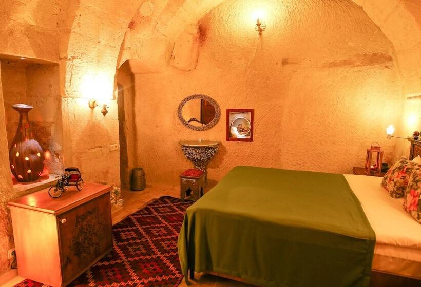 غرفة قياسية, Bedrock Cave