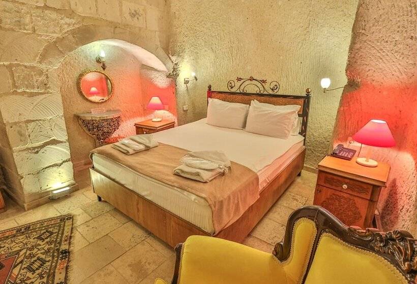 غرفة ديلوكس, Bedrock Cave