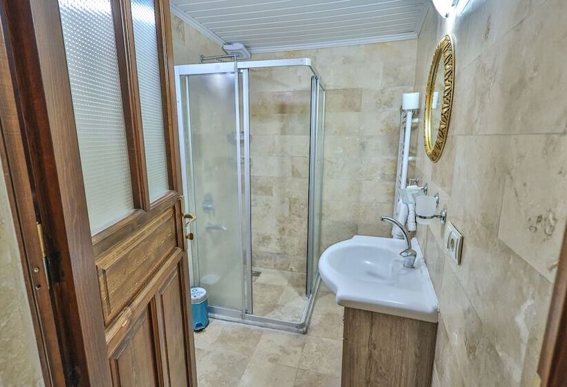 غرفة قياسية, Bedrock Cave