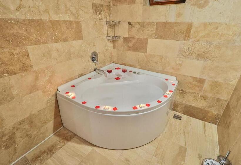 غرفة قياسية, Bedrock Cave