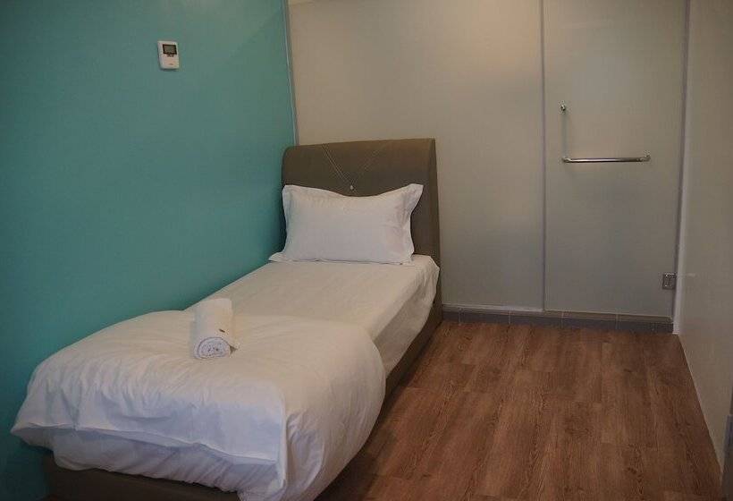 デラックストリプルルーム, 57