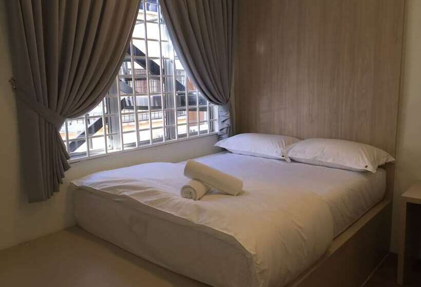 デラックスルーム, 57