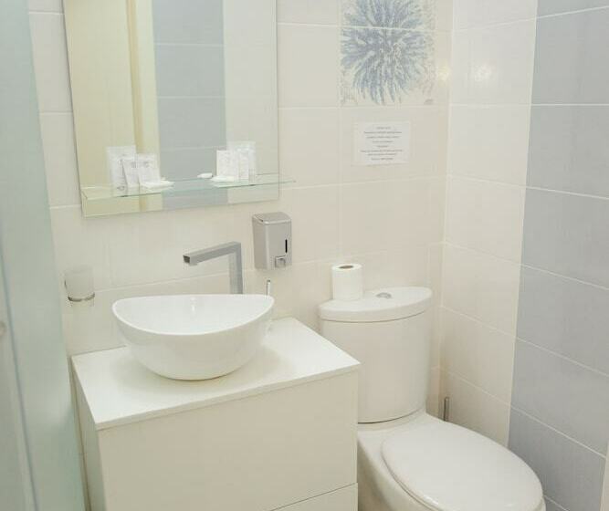 Cameră Economică Single, Hermes