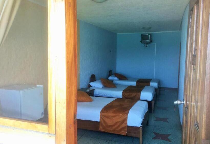 3-Bett-Standardzimmer Meerblick, Hostal Estrella De Mar