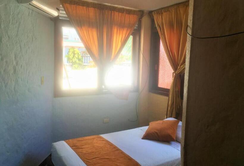 3 Bett Komfort Zimmer, Hostal Estrella De Mar