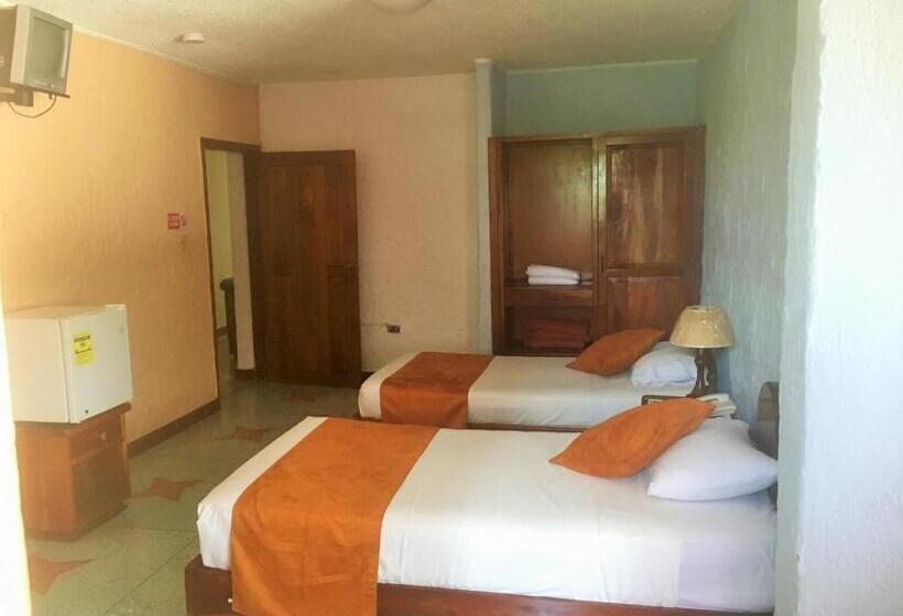 3 Bett Komfort Zimmer, Hostal Estrella De Mar