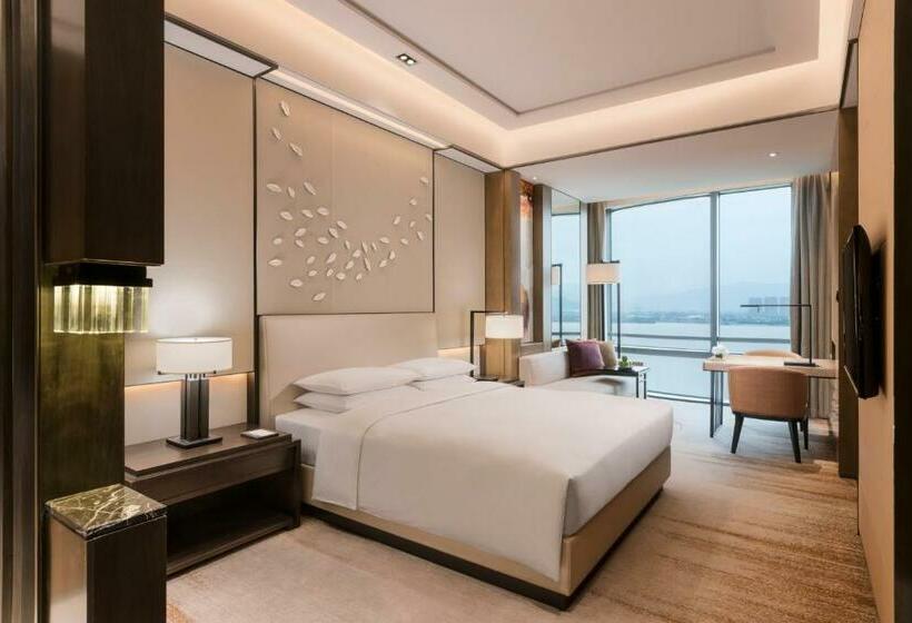 Номер Клуб Кровать Кинг, Hyatt Regency Fuzhou Cangshan
