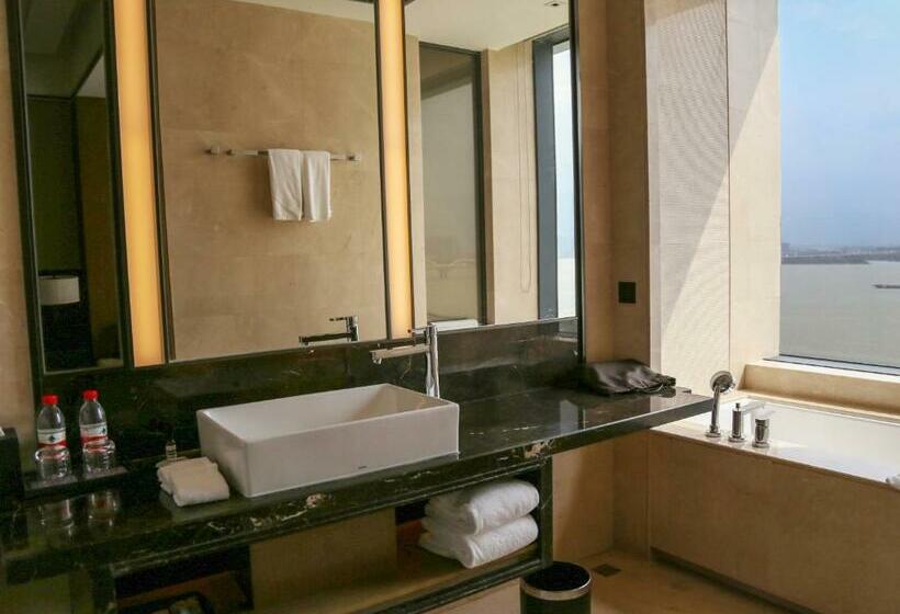 Номер Клуб Кровать Кинг, Hyatt Regency Fuzhou Cangshan