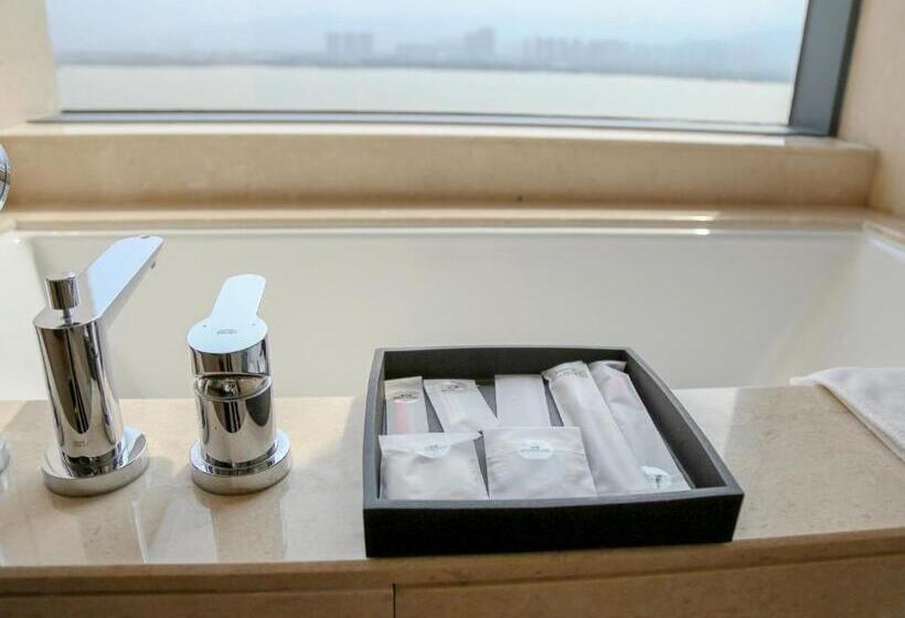 Номер Стандарт Вид на Реку, Hyatt Regency Fuzhou Cangshan