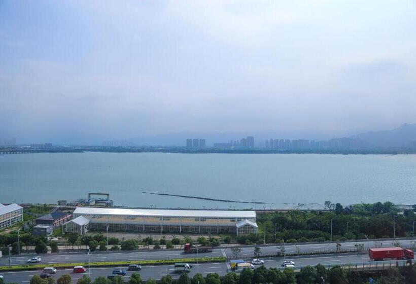 Номер Стандарт Вид на Реку, Hyatt Regency Fuzhou Cangshan