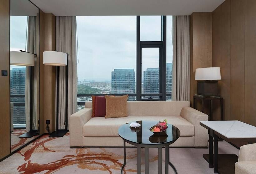 Номер Deluxe, Hyatt Regency Fuzhou Cangshan