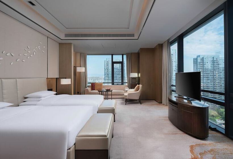 Номер Deluxe, Hyatt Regency Fuzhou Cangshan