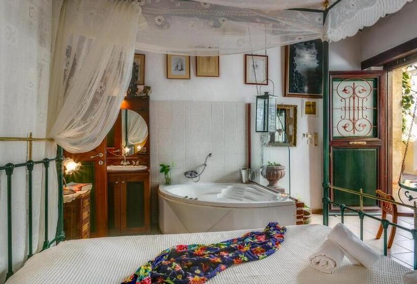 디럭스 룸, Ifigenia By Captain Michalis