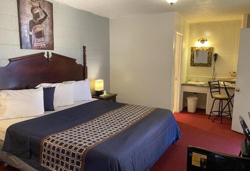 غرفة قياسية سرير كينج, Knights Inn Fairview