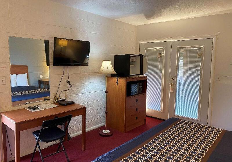 Стандартный Номер Кровать Кинг, Knights Inn Fairview