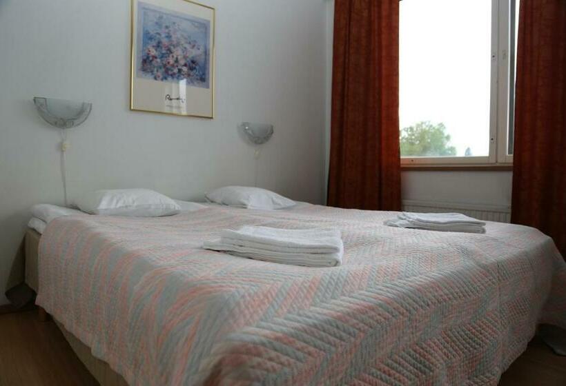 חדר סטנדרט, Li Iisalmen Seurahuone