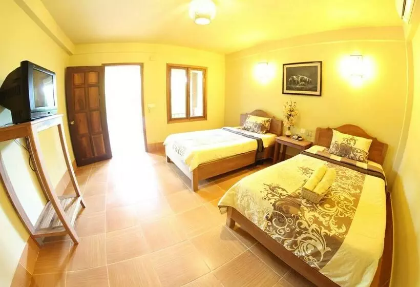 اتاق استاندارد, Natural Bungalows Restaurant And Bar