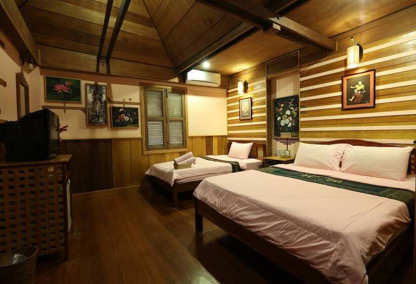 بنجلو قياسى, Natural Bungalows Restaurant And Bar