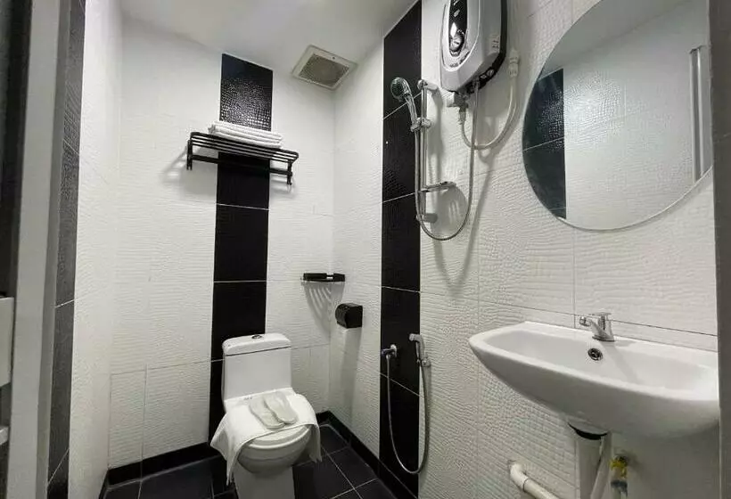 اتاق لوکس, Royale City Hotel   10 Min From Klia Klia 2 Airport