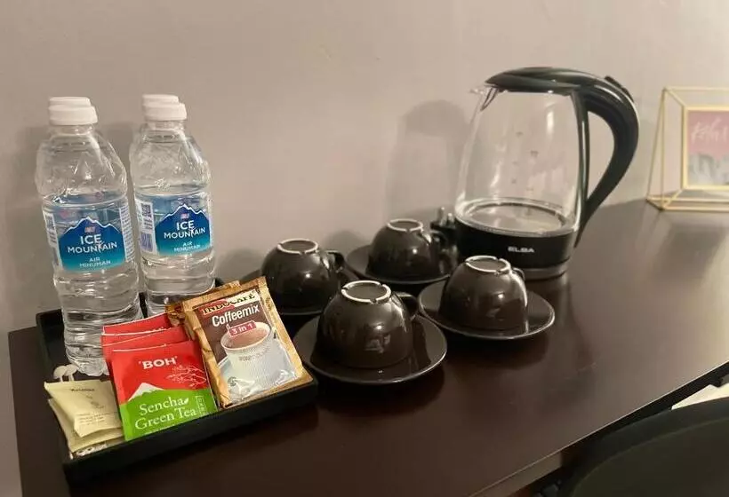 اتاق لوکس سه تخته, Royale City Hotel   10 Min From Klia Klia 2 Airport