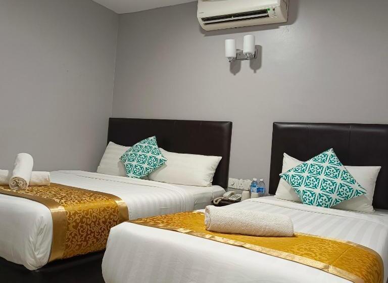 Quarto Triplo Deluxe, Royale City Hotel 10 Min From Klia Klia 2 Airport