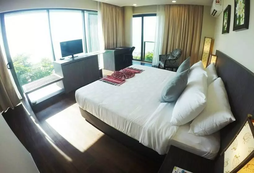 اتاق لوکس, Samalaju Resort