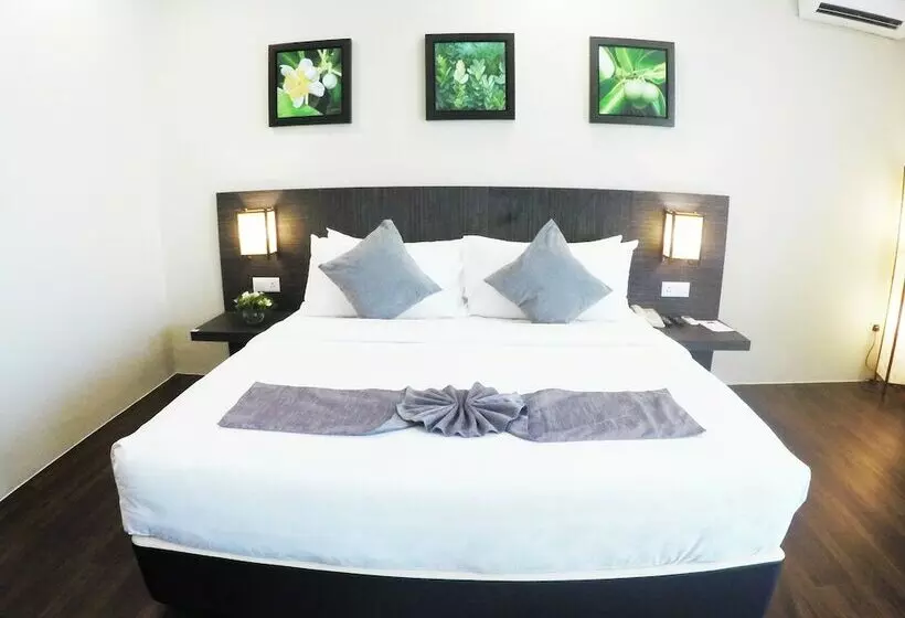 کلبه ییلاقی, Samalaju Resort