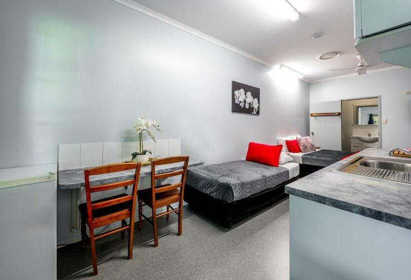 Номер Стандарт, Tropical Lodge