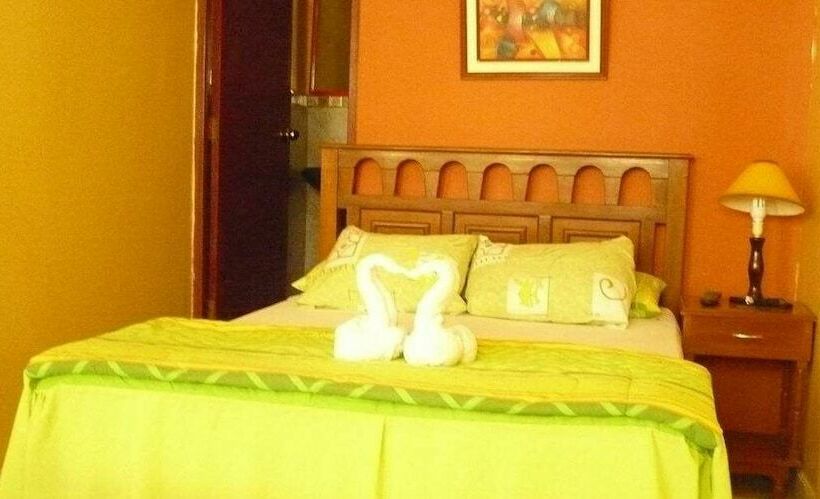 スタンダードルーム, Nasca Trails B&b