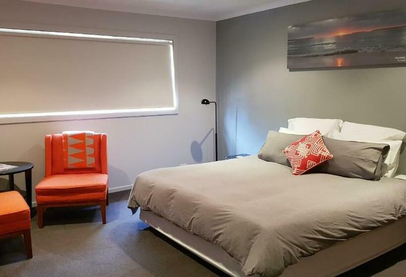 חדר סטנדרט עם מיטת קינג, The Edgewater On Greville