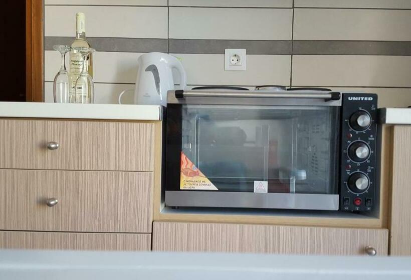 스탠다드 스튜디오, Varmy