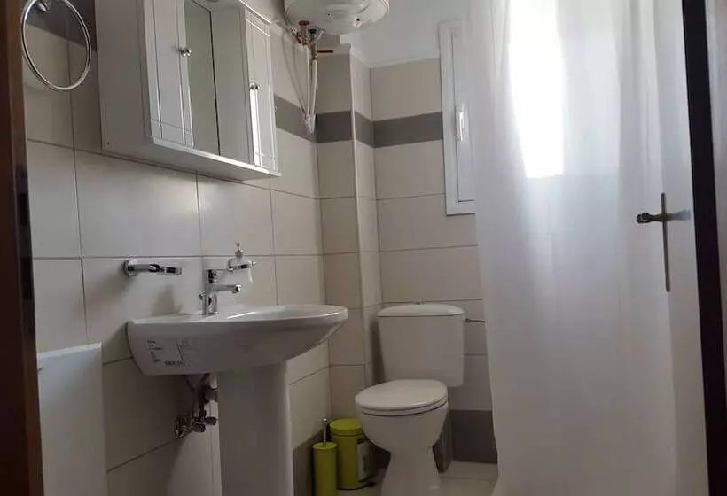 Appartement 1 Chambre, Varmy