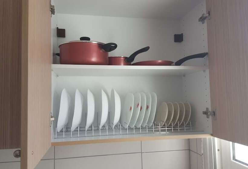 침실 1개 아파트, Varmy