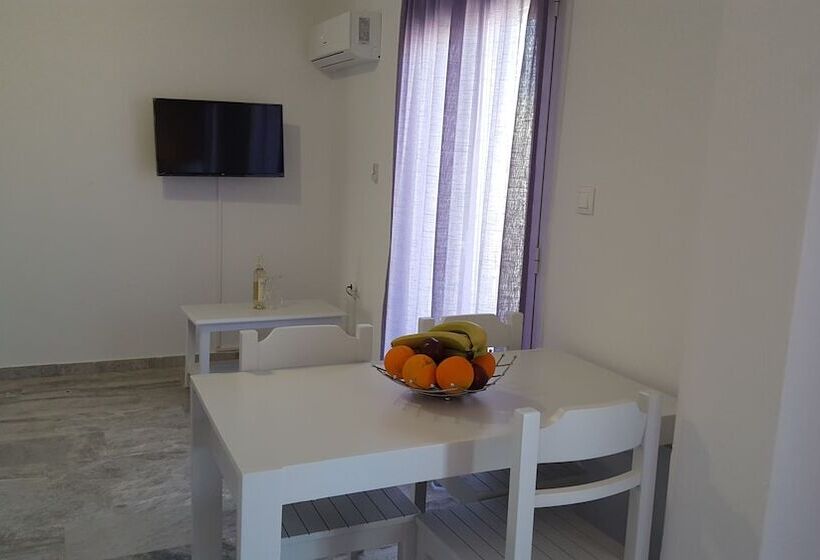 침실 2개 아파트, Varmy