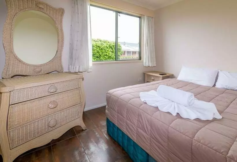 Standard-bungalow 2 Makuuhuonetta, Wollongong Surf Leisure Resort
