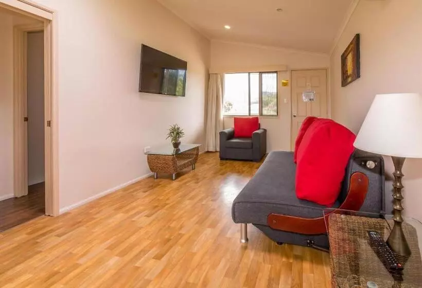 Standard-bungalow 2 Makuuhuonetta, Wollongong Surf Leisure Resort