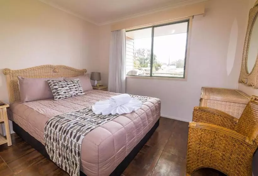 Standard-bungalow 2 Makuuhuonetta, Wollongong Surf Leisure Resort