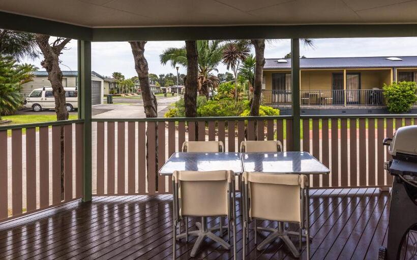 بنجلو قياسى غرفتين نوم, Wollongong Surf Leisure Resort