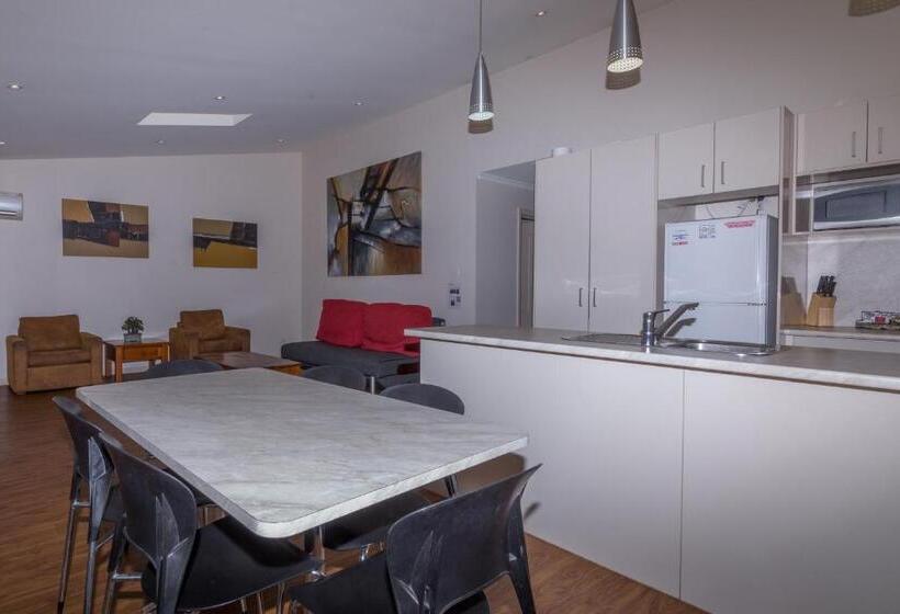 شقة غرفتين نوم مزودة بتراس, Wollongong Surf Leisure Resort