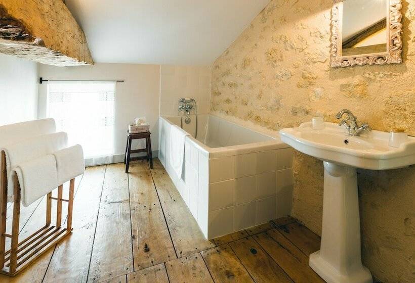 غرفة قياسية ثلاثية, Domaine De Mercade