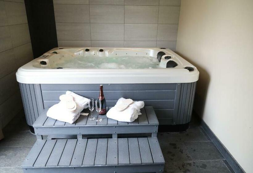 带按摩浴盆的套房, La Pomme D'amour