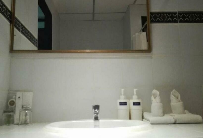 Номер Superior Вид на Город, A Hotel Budget