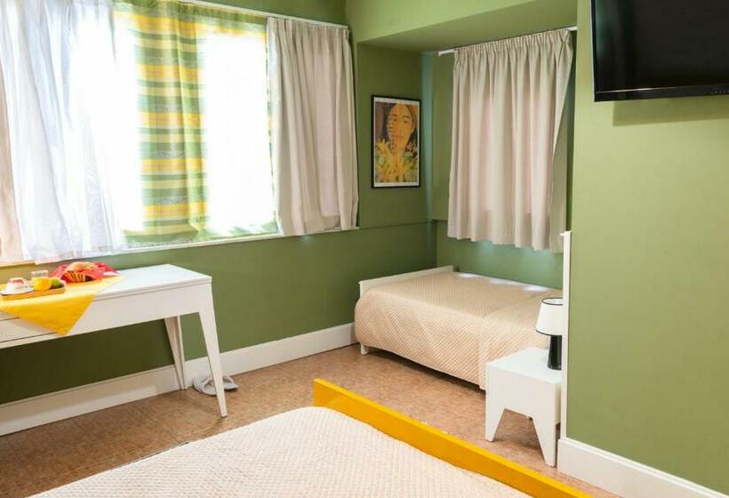 豪华房间, Artistic Tirana Blloku