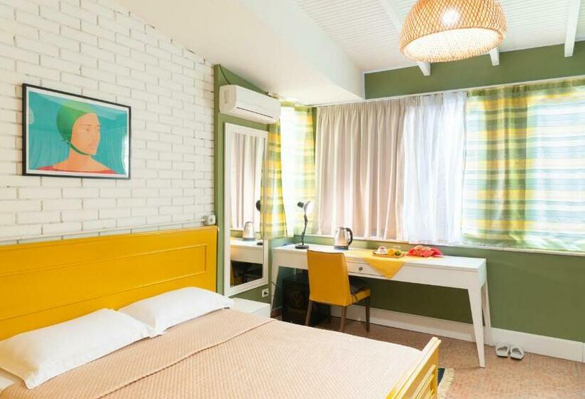 豪华房间, Artistic Tirana Blloku