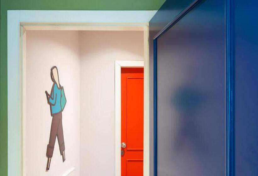 经济房, Artistic Tirana Blloku