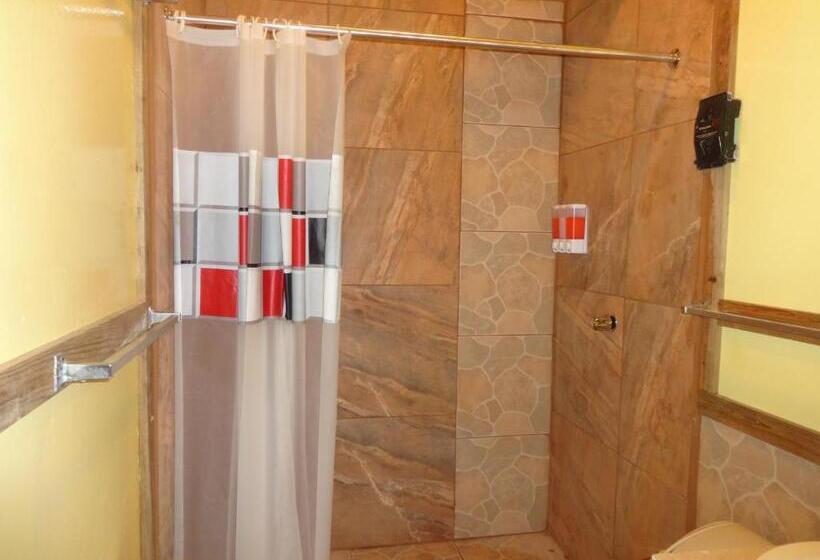 شقة غرفتين, Cocopele Inn