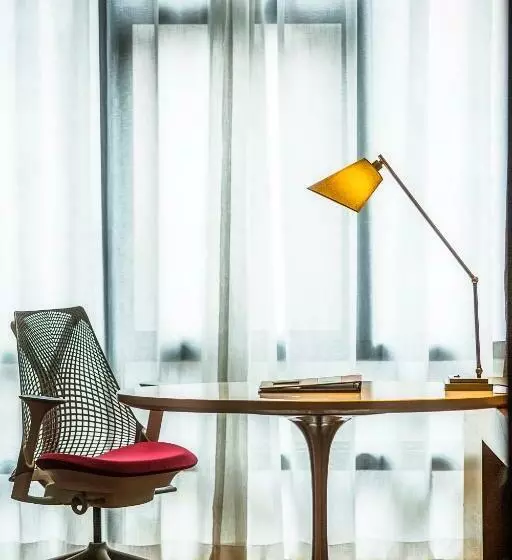 キングサイズベッドのスタンダードルーム, Hilton Garden Inn Guiyang Yunyan