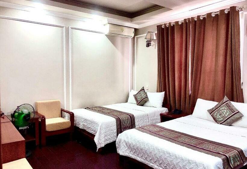 اتاق استاندارد با 2 تخت دوبل, Holiday